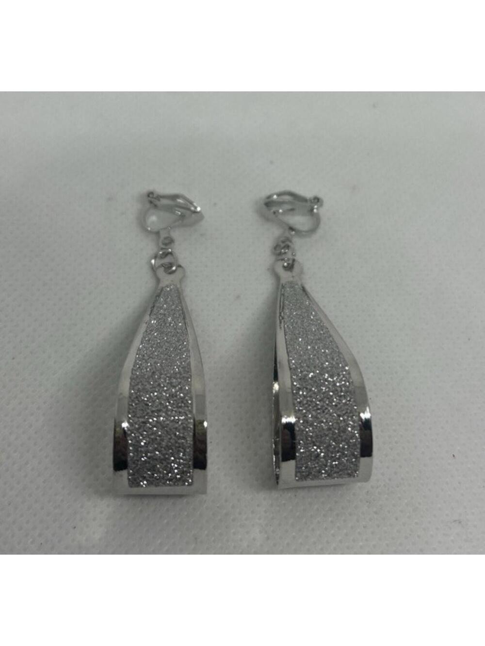 Vintage Silver Tone Glitter Teardrop Clip On Earrings Mod Dangle Retro